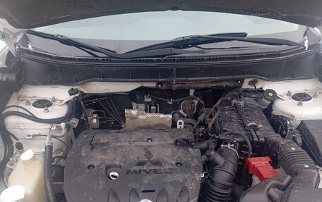 Mitsubishi ASX I рестайлинг, 2014 год, 1 100 000 рублей, 11 фотография