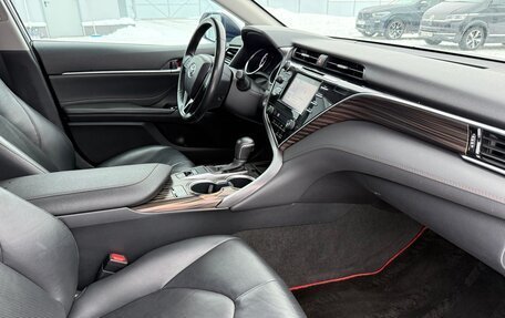 Toyota Camry, 2019 год, 2 970 000 рублей, 11 фотография