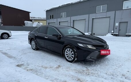 Toyota Camry, 2019 год, 2 970 000 рублей, 5 фотография