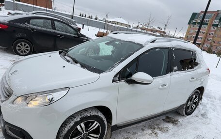 Peugeot 2008 II, 2014 год, 750 000 рублей, 2 фотография