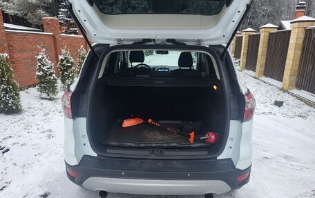 Ford Kuga III, 2017 год, 1 350 000 рублей, 8 фотография