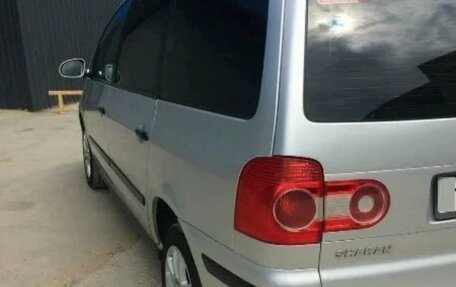 Volkswagen Sharan I рестайлинг, 2004 год, 550 000 рублей, 3 фотография