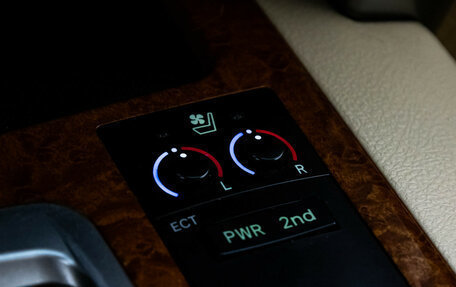 Toyota Land Cruiser 200, 2012 год, 3 889 000 рублей, 20 фотография