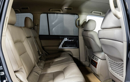 Toyota Land Cruiser 200, 2012 год, 3 889 000 рублей, 28 фотография