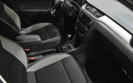 Skoda Rapid I, 2019 год, 977 000 рублей, 12 фотография