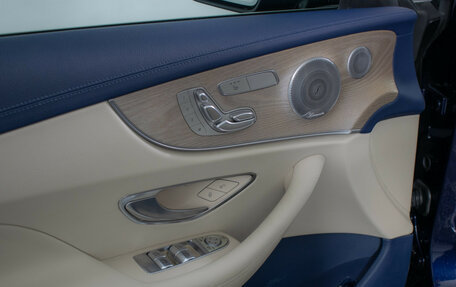 Mercedes-Benz E-Класс, 2019 год, 3 940 000 рублей, 14 фотография