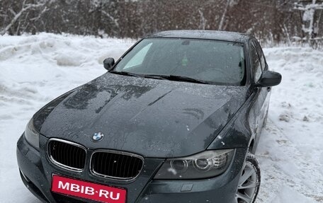 BMW 3 серия, 2010 год, 980 000 рублей, 1 фотография