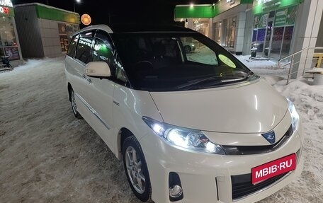 Toyota Estima III рестайлинг -2, 2013 год, 2 400 000 рублей, 1 фотография