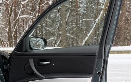 BMW 3 серия, 2010 год, 980 000 рублей, 11 фотография