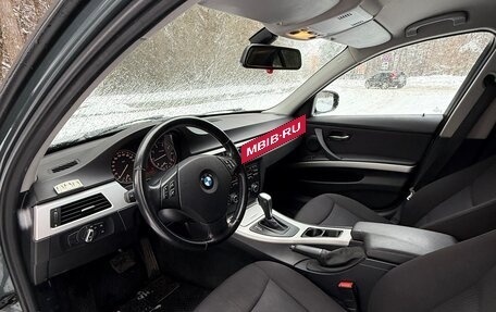 BMW 3 серия, 2010 год, 980 000 рублей, 12 фотография
