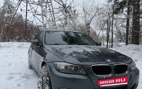 BMW 3 серия, 2010 год, 980 000 рублей, 3 фотография