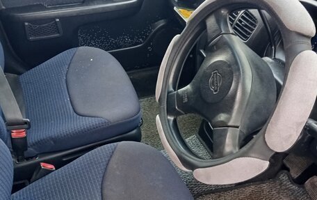 Nissan Cube II, 2000 год, 90 000 рублей, 11 фотография