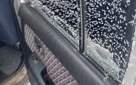 Nissan Cube II, 2000 год, 90 000 рублей, 15 фотография