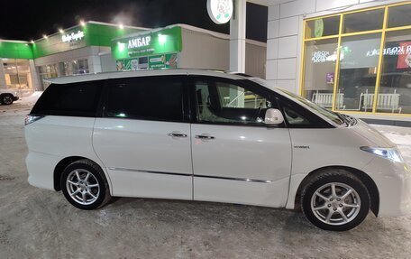 Toyota Estima III рестайлинг -2, 2013 год, 2 400 000 рублей, 7 фотография