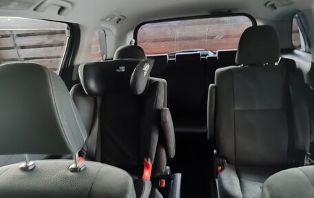 Toyota Estima III рестайлинг -2, 2013 год, 2 400 000 рублей, 18 фотография