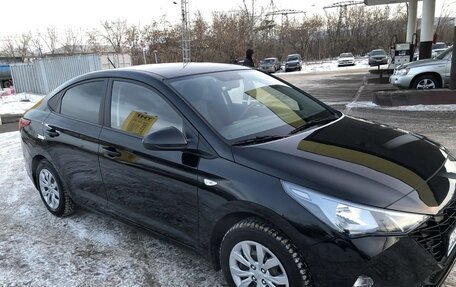 Hyundai Solaris II рестайлинг, 2021 год, 1 850 000 рублей, 2 фотография