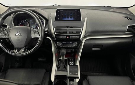 Mitsubishi Eclipse Cross, 2018 год, 2 100 000 рублей, 15 фотография