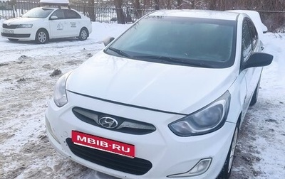 Hyundai Solaris II рестайлинг, 2014 год, 800 000 рублей, 1 фотография