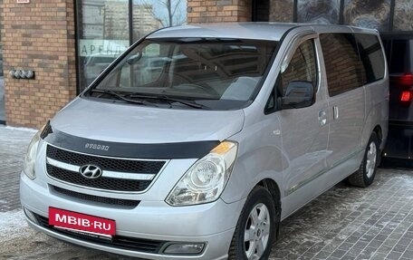 Hyundai Grand Starex Grand Starex I рестайлинг 2, 2008 год, 1 180 000 рублей, 2 фотография