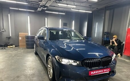 BMW 3 серия, 2020 год, 3 400 000 рублей, 3 фотография