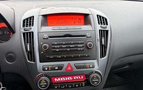 KIA cee'd I рестайлинг, 2009 год, 499 999 рублей, 15 фотография