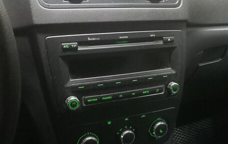 Skoda Yeti I рестайлинг, 2012 год, 449 000 рублей, 2 фотография