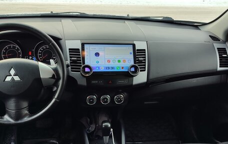 Mitsubishi Outlander III рестайлинг 3, 2011 год, 990 000 рублей, 6 фотография