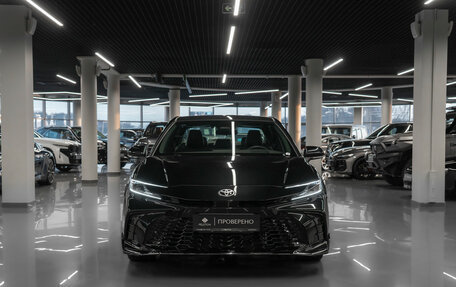 Toyota Camry, 2024 год, 4 500 000 рублей, 3 фотография