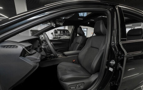 Toyota Camry, 2024 год, 4 500 000 рублей, 9 фотография