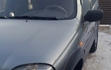 Chevrolet Niva I рестайлинг, 2009 год, 375 000 рублей, 3 фотография