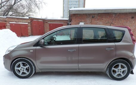 Nissan Note II рестайлинг, 2011 год, 680 000 рублей, 5 фотография