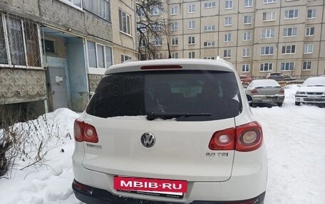 Volkswagen Tiguan I, 2011 год, 1 150 000 рублей, 2 фотография