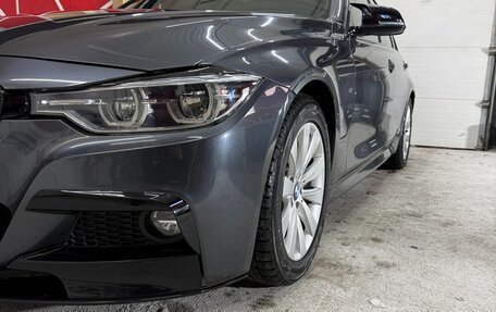 BMW 3 серия, 2017 год, 1 850 000 рублей, 18 фотография