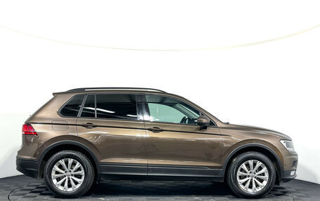 Volkswagen Tiguan II, 2017 год, 1 597 000 рублей, 4 фотография