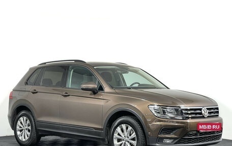 Volkswagen Tiguan II, 2017 год, 1 597 000 рублей, 3 фотография