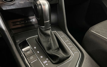 Volkswagen Tiguan II, 2017 год, 1 597 000 рублей, 15 фотография