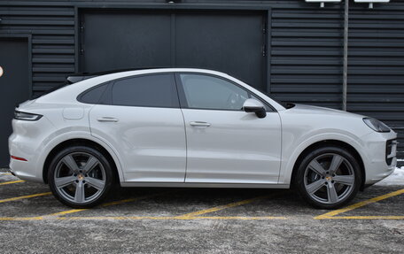 Porsche Cayenne III, 2024 год, 17 999 000 рублей, 2 фотография