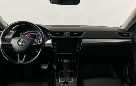 Skoda Superb III рестайлинг, 2018 год, 2 227 000 рублей, 12 фотография