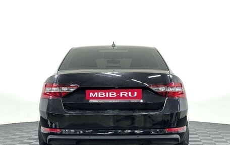 Skoda Superb III рестайлинг, 2018 год, 2 227 000 рублей, 6 фотография