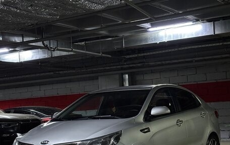 KIA Rio III рестайлинг, 2013 год, 730 000 рублей, 1 фотография