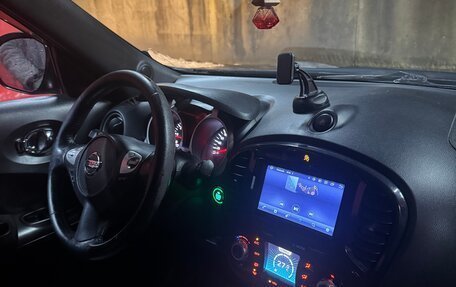 Nissan Juke II, 2011 год, 650 000 рублей, 3 фотография