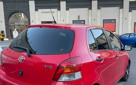 Toyota Yaris III рестайлинг, 2009 год, 550 000 рублей, 5 фотография