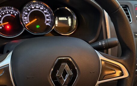 Renault Logan II, 2022 год, 1 070 000 рублей, 6 фотография