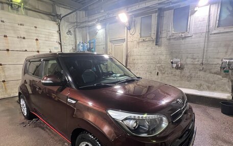 KIA Soul II рестайлинг, 2017 год, 1 599 999 рублей, 10 фотография