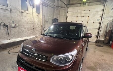 KIA Soul II рестайлинг, 2017 год, 1 599 999 рублей, 2 фотография