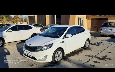 KIA Rio III рестайлинг, 2014 год, 650 000 рублей, 2 фотография