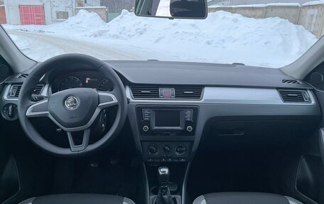 Skoda Rapid I, 2016 год, 985 000 рублей, 14 фотография