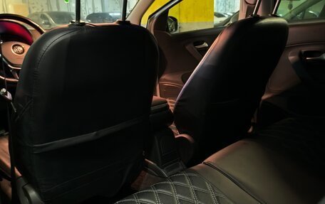 Volkswagen Polo VI (EU Market), 2015 год, 900 000 рублей, 4 фотография