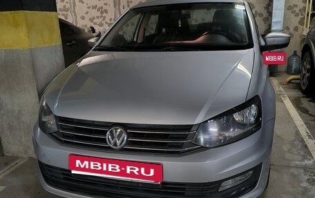 Volkswagen Polo VI (EU Market), 2015 год, 900 000 рублей, 7 фотография