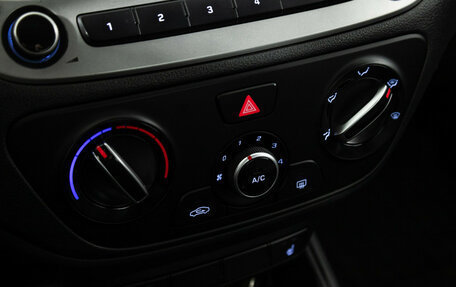 Hyundai Solaris II рестайлинг, 2021 год, 1 350 000 рублей, 15 фотография